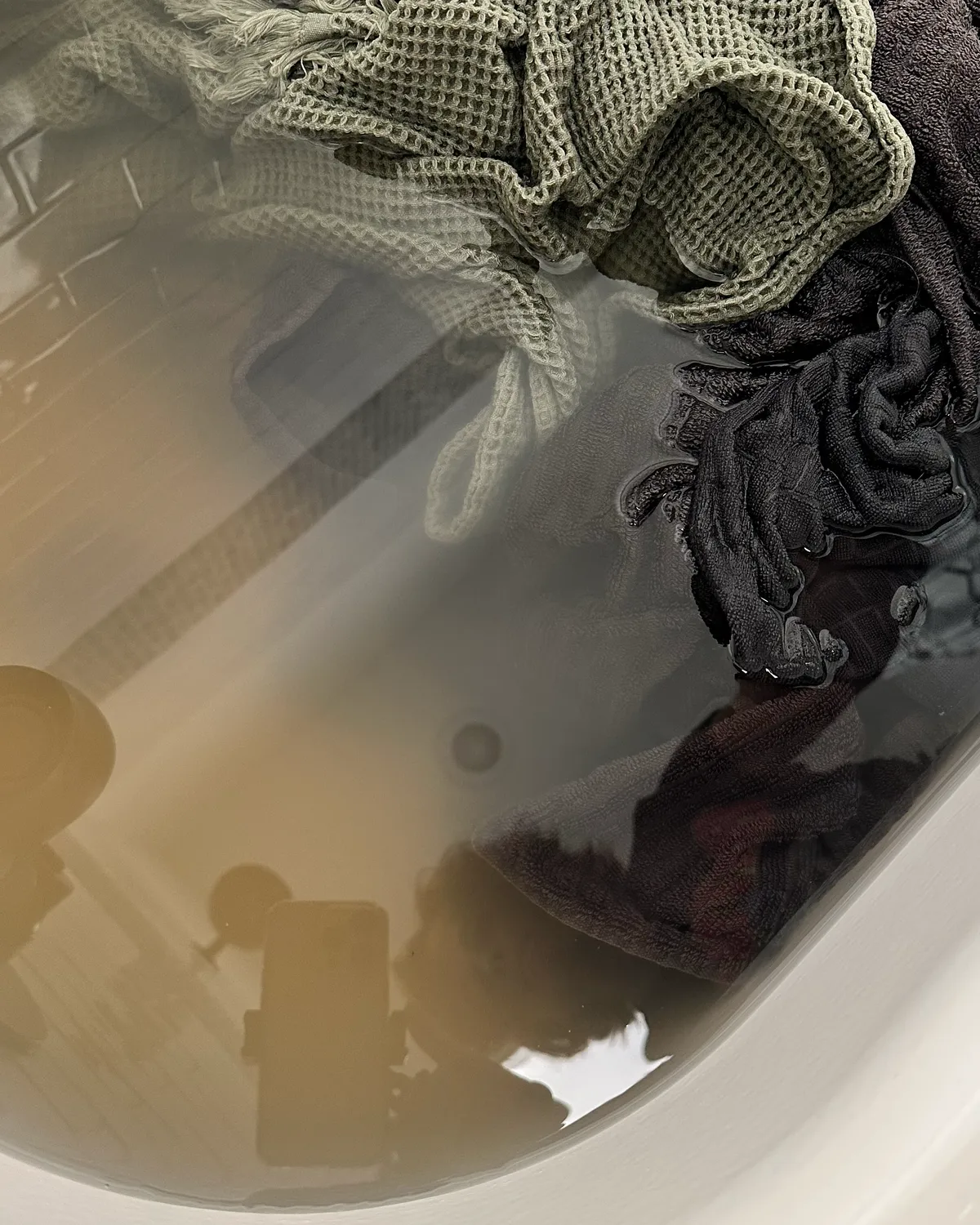 Laundry stripping in action